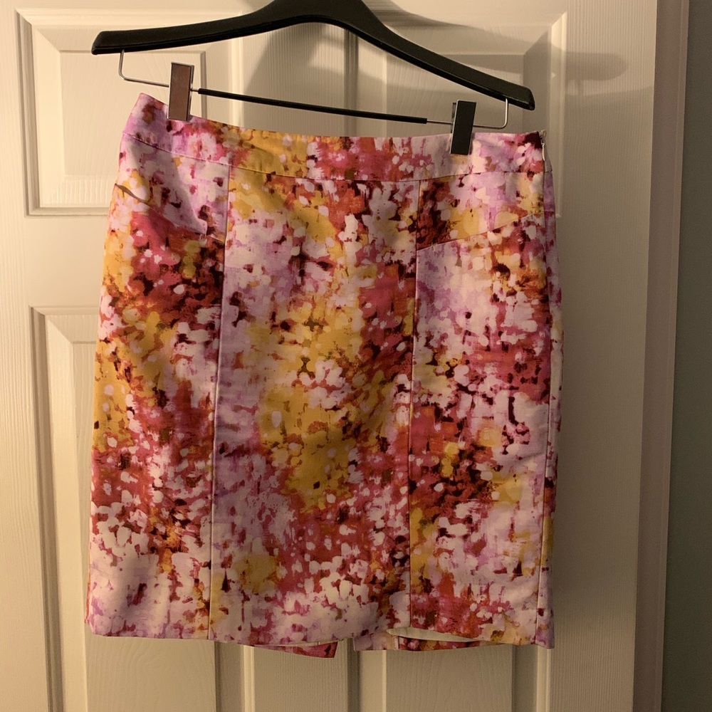 Loft skirt